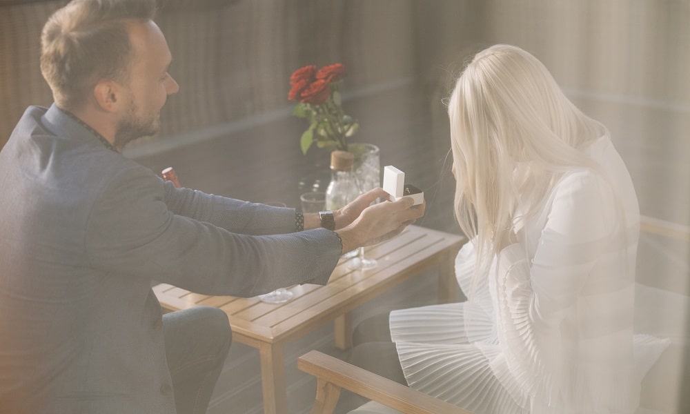 قرار اول چی بپوشیم؟
